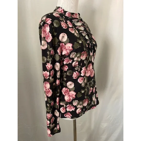 Hot Kiss Black Floral Print Long Sleeve Low V-Neck Strap Shirt - Picture 4 of 10